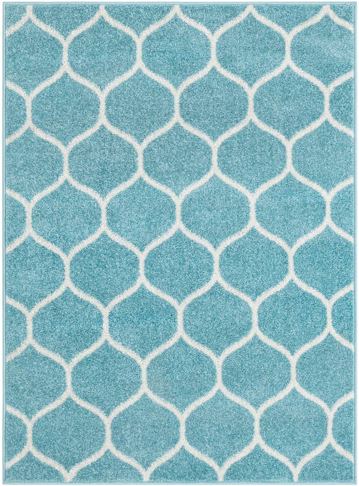 Detail image of 4' x 5' 3 Lattice Frieze Rug