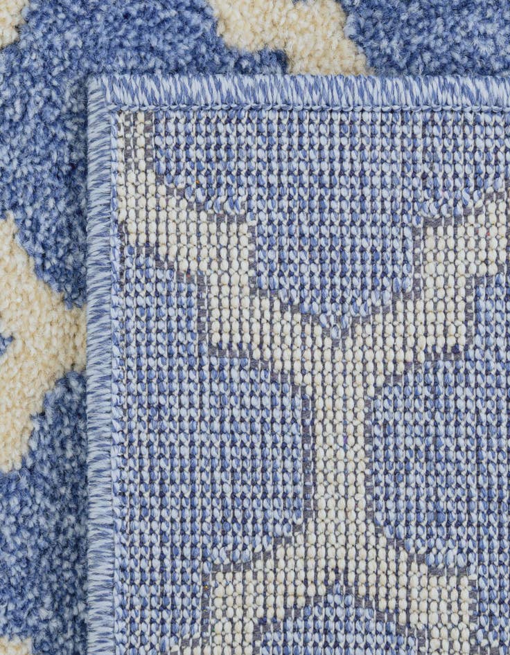 Detail image of 9' x 12' Lattice Rug