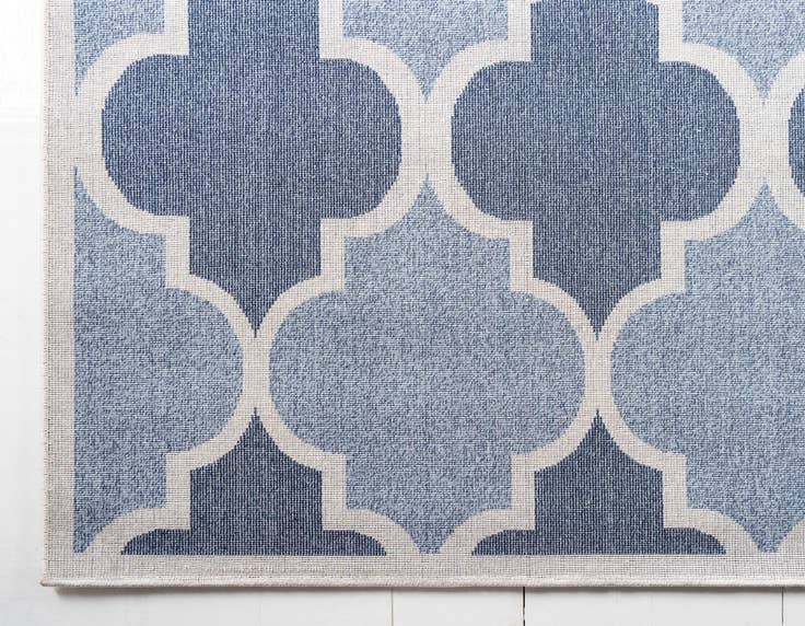 Detail image of 9' x 12' Lattice Rug