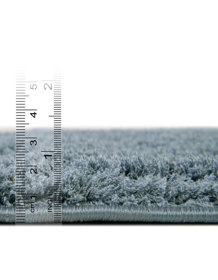 Detail image of 5' x 8' Lattice Shag Rug