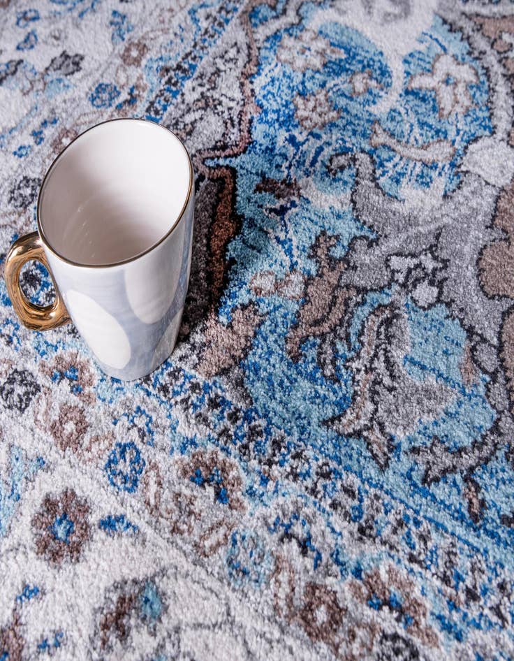 Detail image of 4' x 6' Legacy Rug