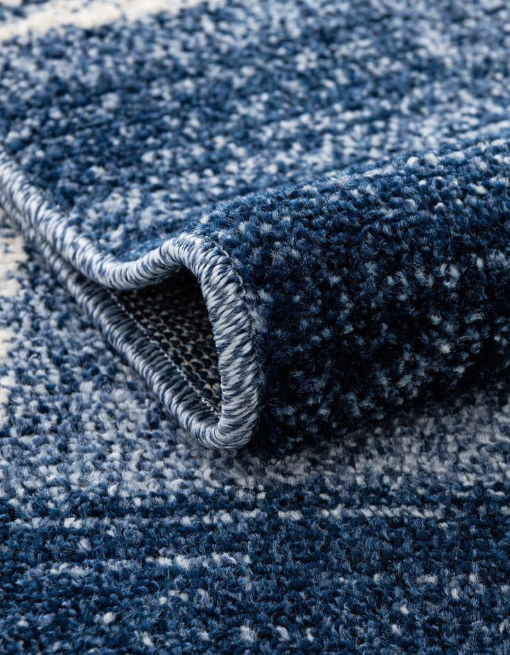 Detail image of 6' x 9' Loft Rug