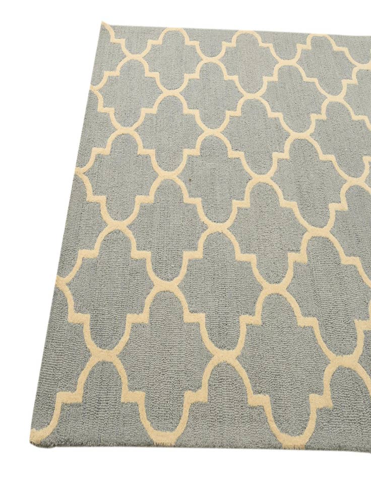 Detail image of 5' x 8' Luna Rug