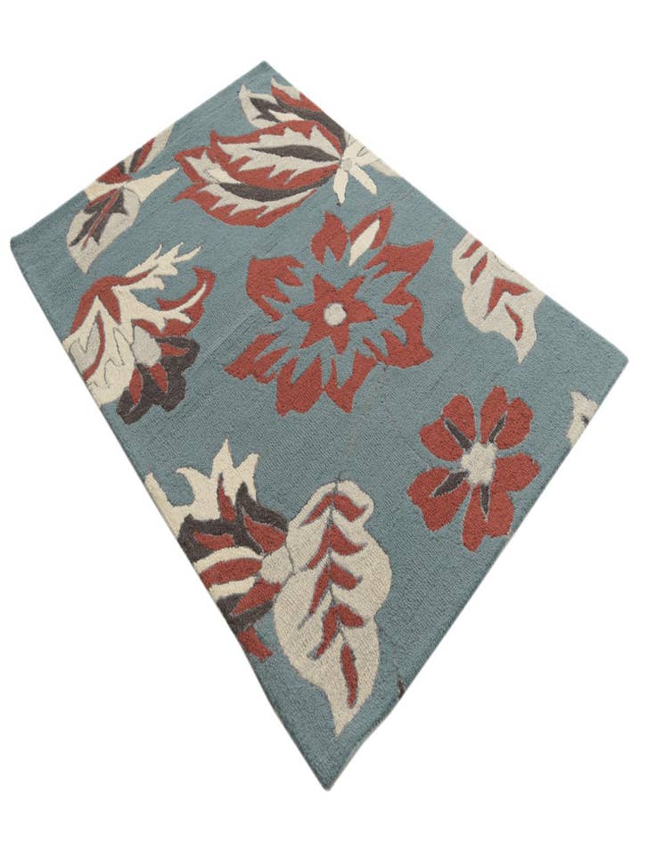 Detail image of 4' x 6' Luna Rug