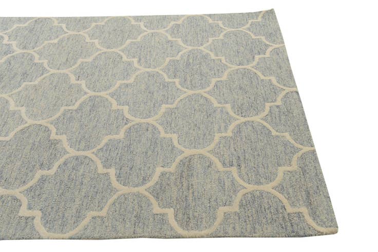 Detail image of 5' 1 x 8' 1 Luna Rug