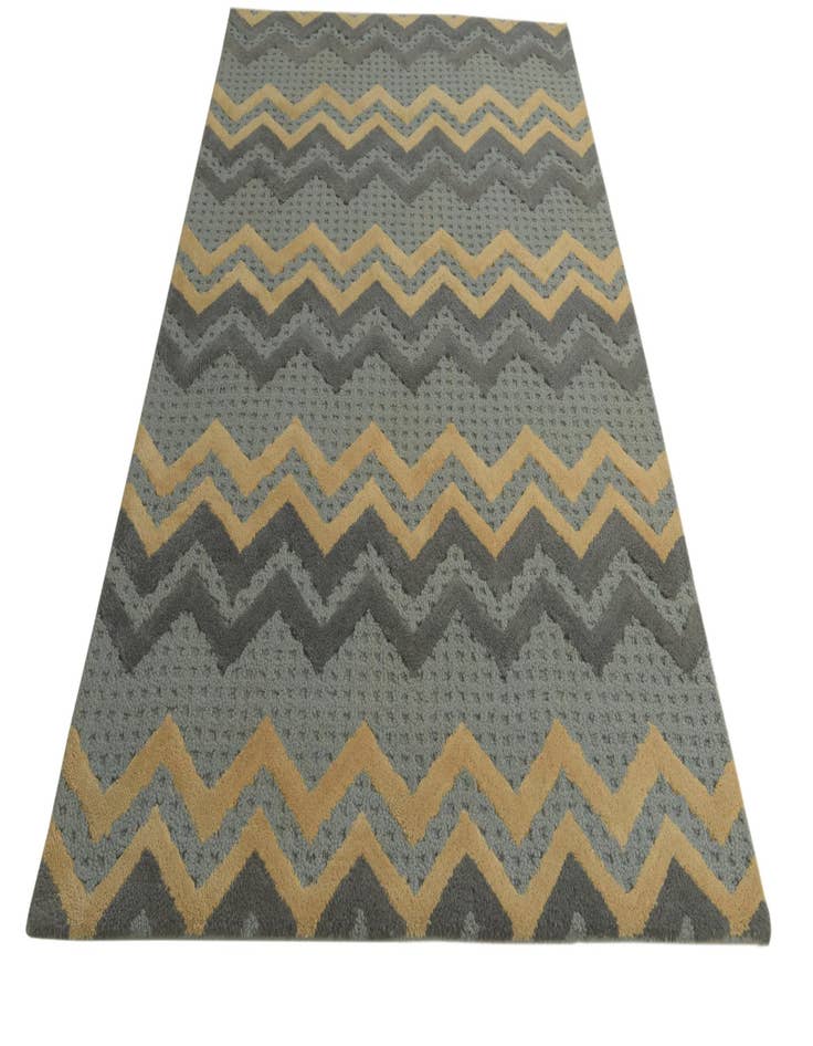 Detail image of 5' x 8' Luna Rug