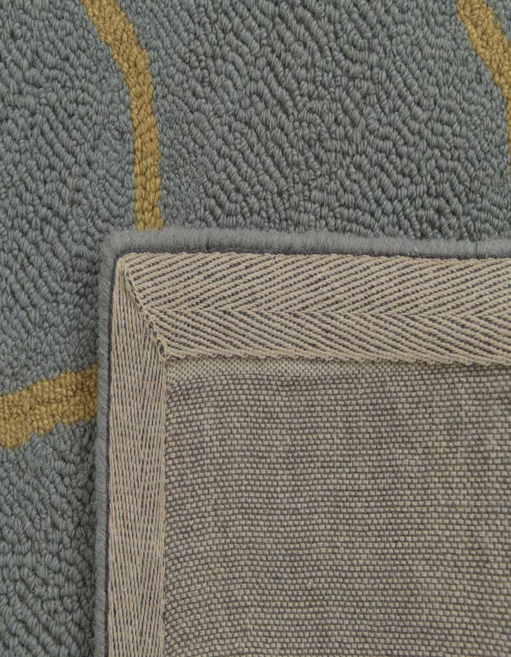 Detail image of 5' x 8' Luna Wool Rug