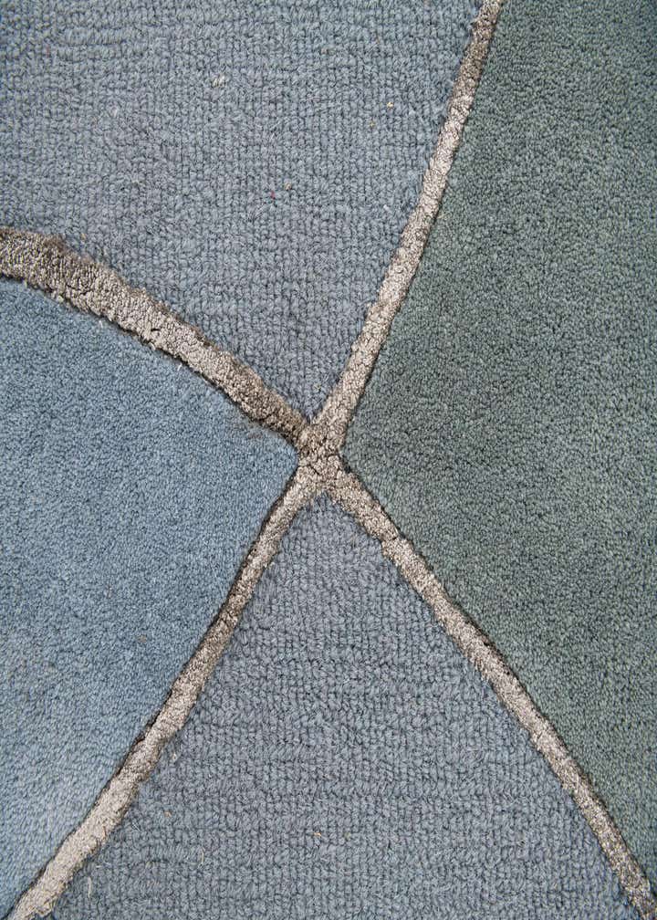 5' 7 x 7' 9 Luna Rug