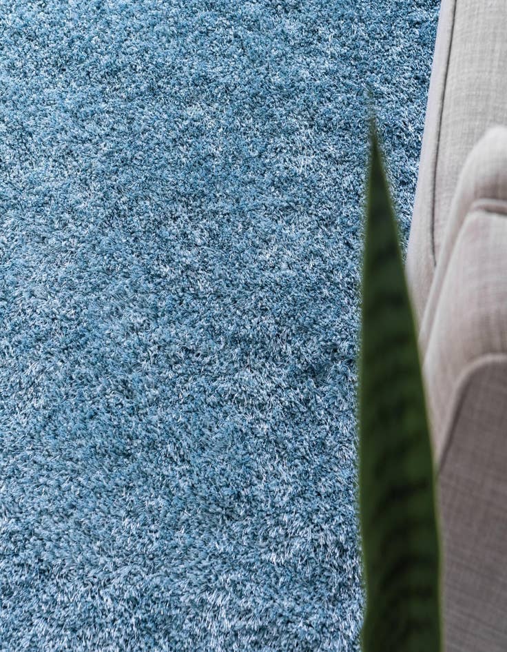 Detail image of 5' x 8' Luxe Solid Shag Rug