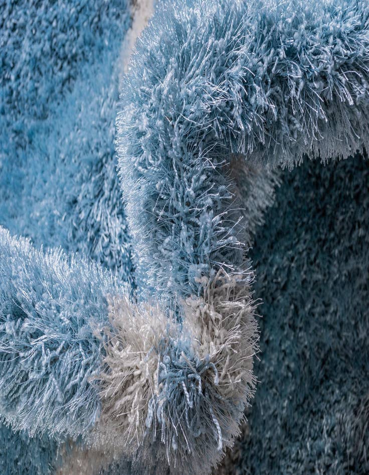 Detail image of 5' x 8' Luxury Trellis Shag Rug