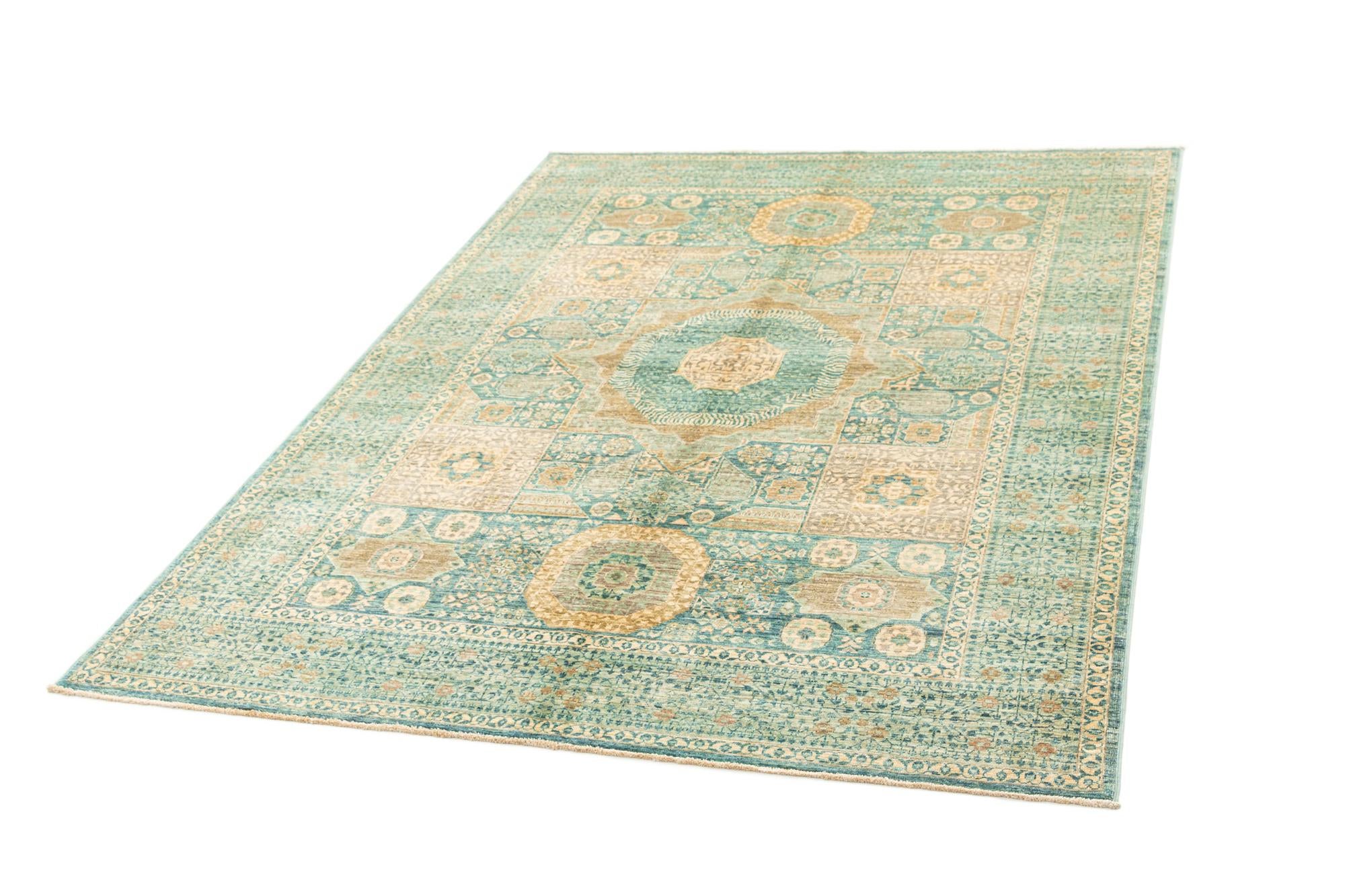 5' 7 x 7' 11 Hand Knotted Mamluk Rug