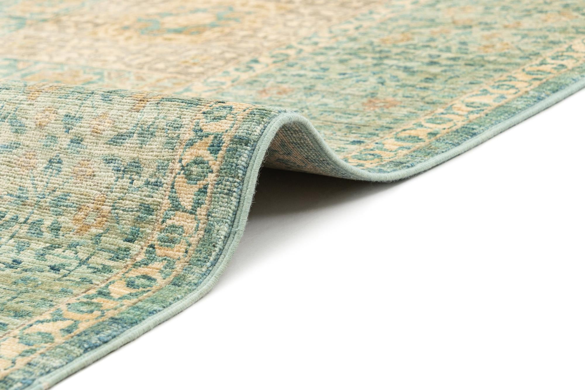 5' 7 x 7' 11 Hand Knotted Mamluk Rug