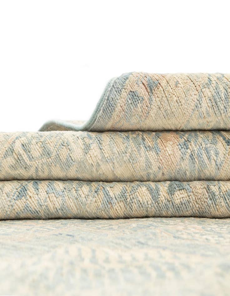 Detail image of 8' 10 x 13' 4  Hand Knotted Mamluk Rug