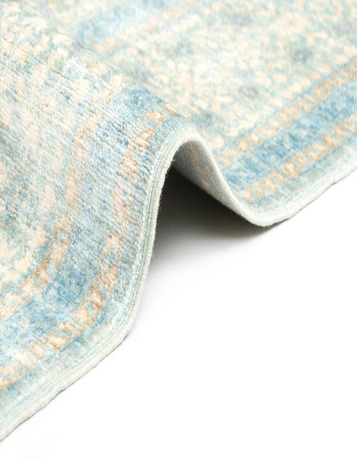 Detail image of 8' x 11' 3  Hand Knotted Mamluk Rug