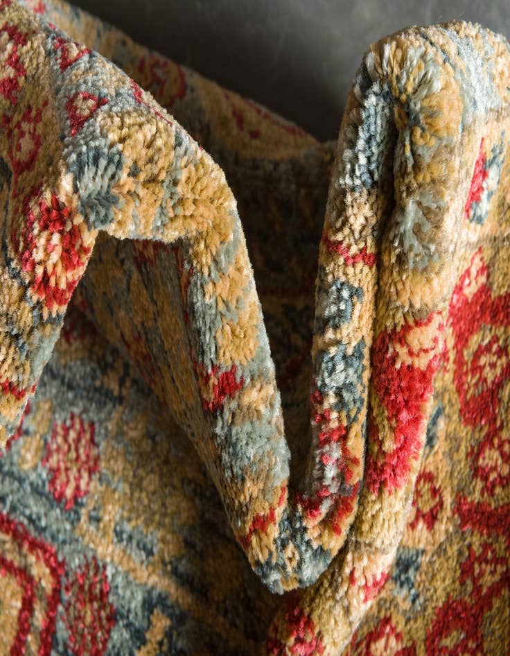 Detail image of 2' x 3' Mamluk Rug