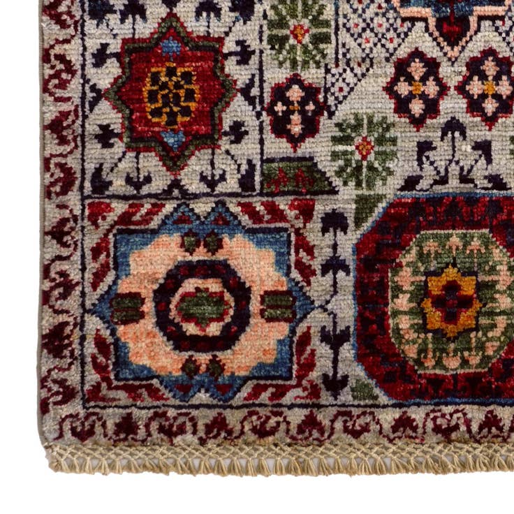 Detail image of 2' x 3' Hand Knotted Mamluk Ziegler Rug