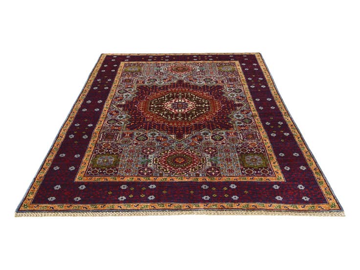 Detail image of 4' 2 x 5' 11 Hand Knotted Mamluk Ziegler Rug
