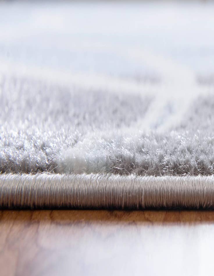 Detail image of 9' x 12' Metropolis Rug