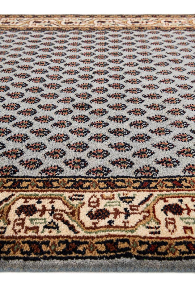 Detail image of 3' 1 x 5' 5 Hand Knotted Mir Wool Rug