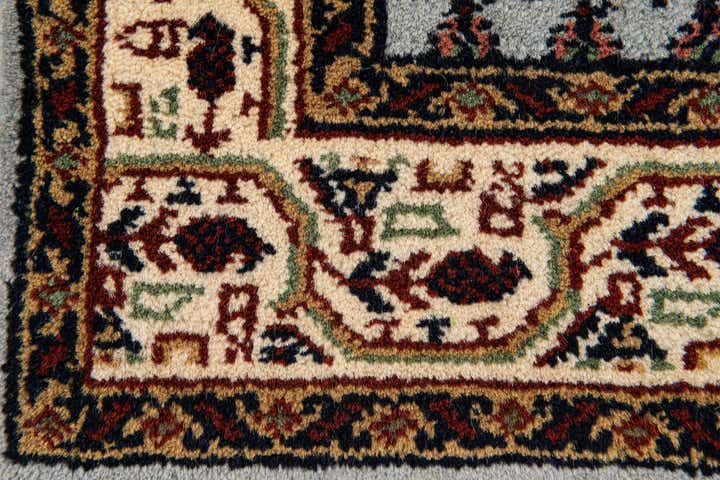 3' 1 x 5' 5 Hand Knotted Mir Wool Rug