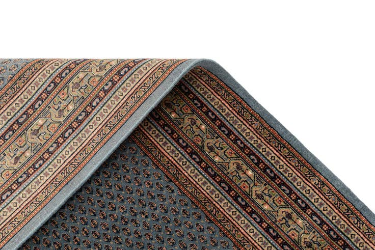 Detail image of 7' 4 x 9' 9 Hand Knotted Mir Wool Rug