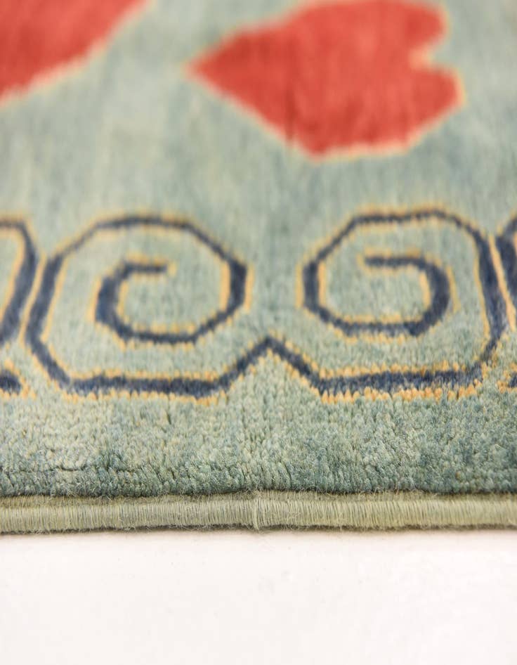 Detail image of 6' 4 x 9' 9 Hand Knotted Modern Ziegler Rug