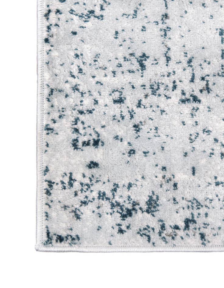 Detail image of 7' x 10' Monaco Rug