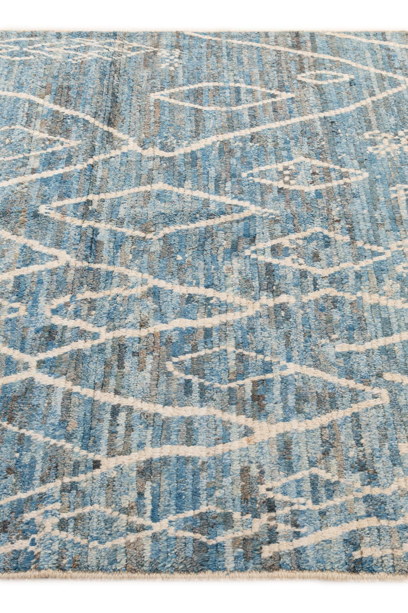 5' 7 x 8' 2 Hand Knotted Moroccan Wool Rug