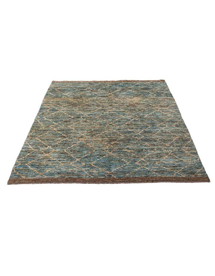 5' 9 x 8' 2 Hand Knotted Moroccan Wool Rug