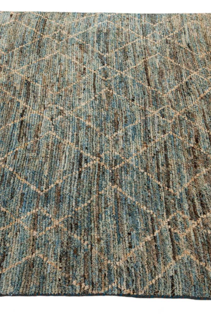 5' 9 x 8' 2 Hand Knotted Moroccan Wool Rug