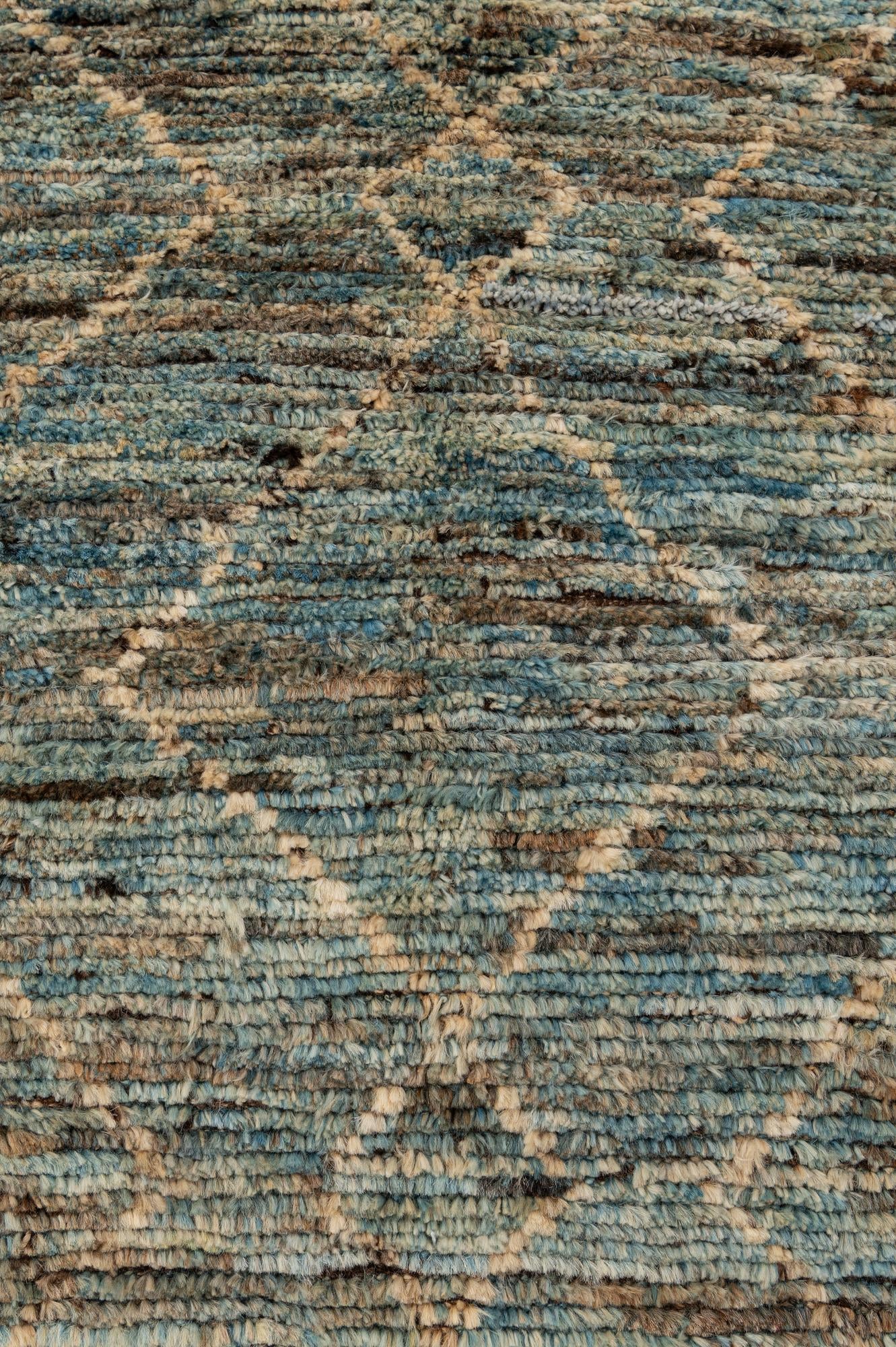 5' 9 x 8' 2 Hand Knotted Moroccan Wool Rug
