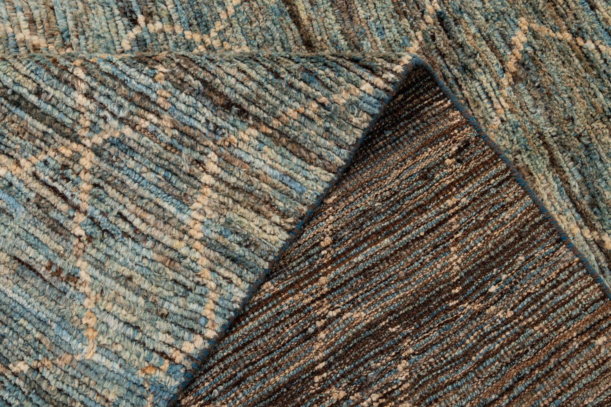 5' 9 x 8' 2 Hand Knotted Moroccan Wool Rug