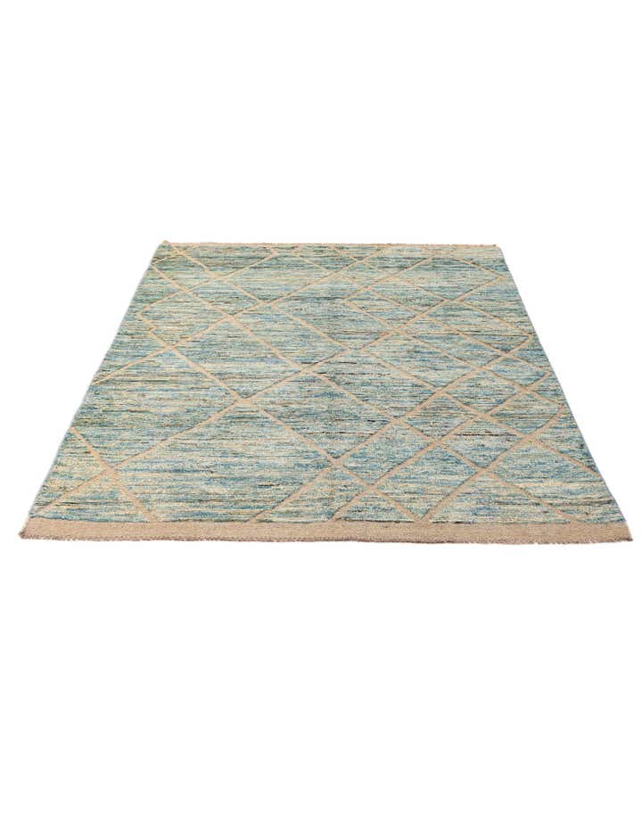 5' 9 x 8' 5 Hand Knotted Moroccan Wool Rug