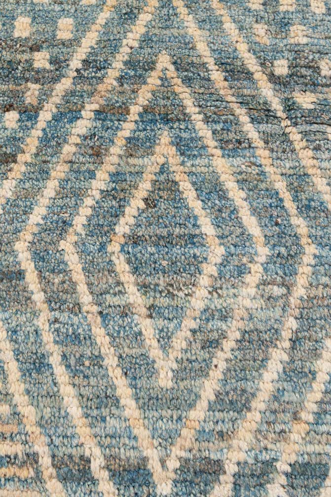 6' x 7' 10 Hand Knotted Moroccan Wool Rug