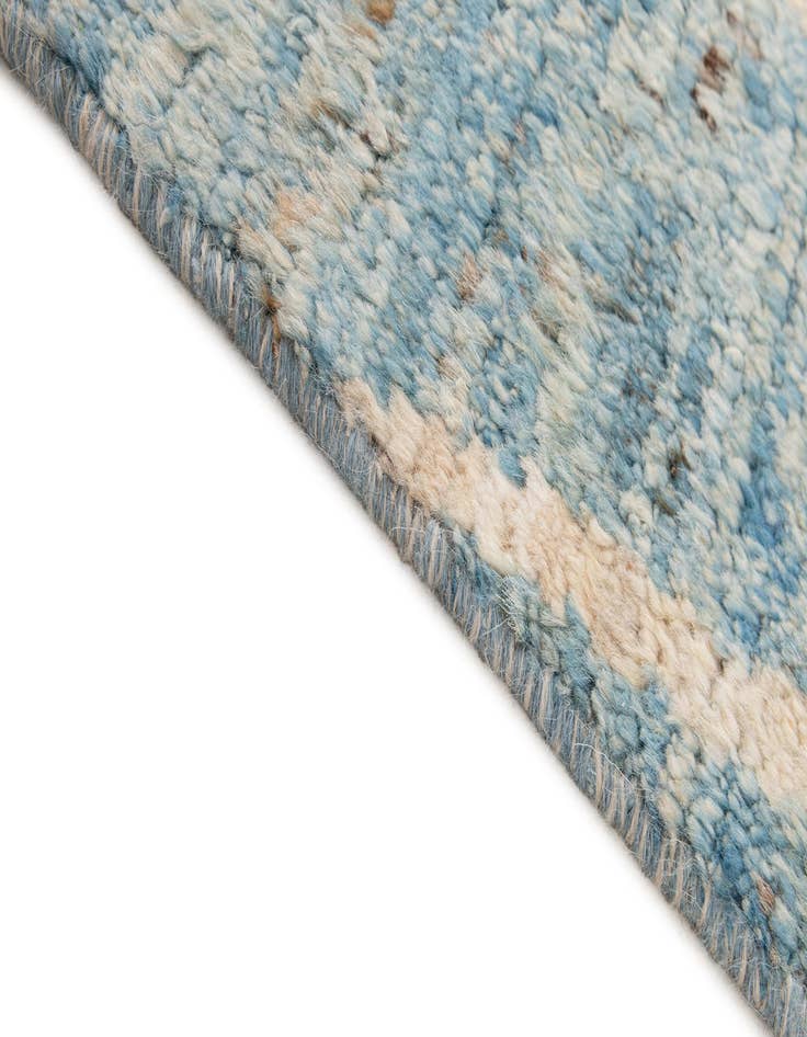 Detail image of 6' x 9' 6  Hand Knotted Moroccan Wool Rug