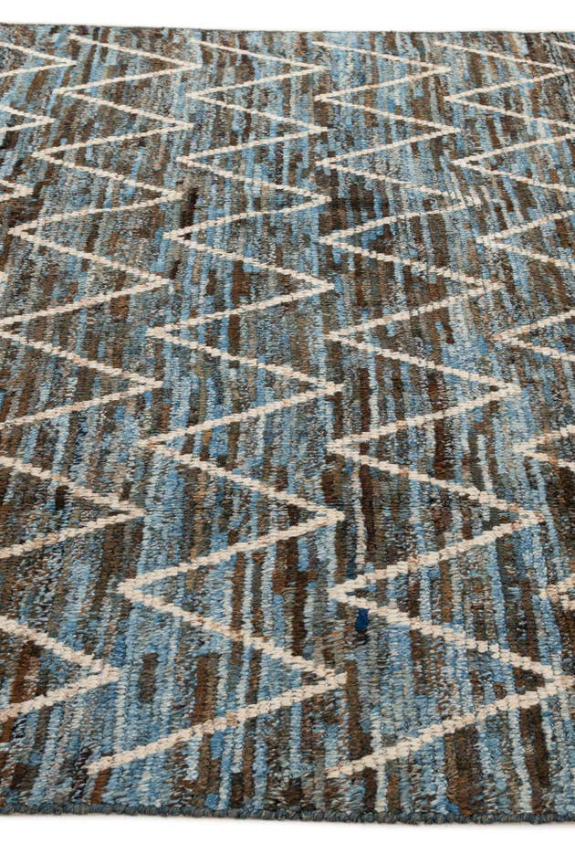 Detail image of 6' 9 x 10' 1 Hand Knotted Moroccan Wool Rug