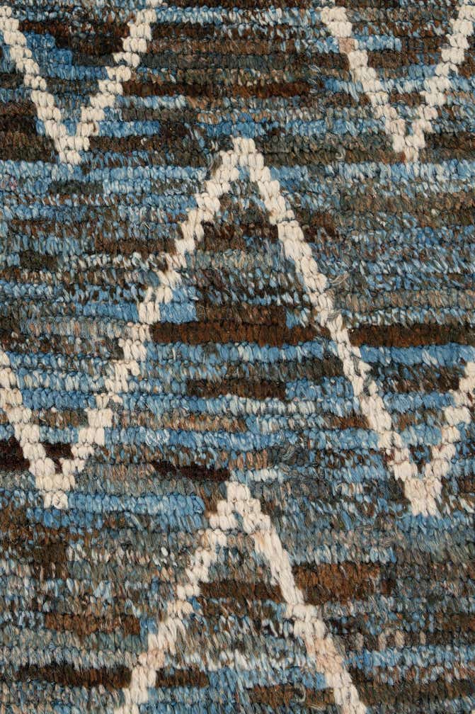6' 9 x 10' 1 Hand Knotted Moroccan Wool Rug