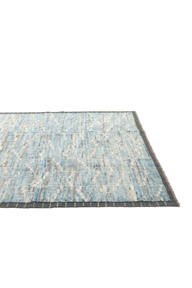 Detail image of 6' 10 x 9' 9 Hand Knotted Moroccan Wool Rug