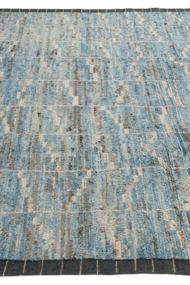 Detail image of 6' 10 x 9' 9 Hand Knotted Moroccan Wool Rug