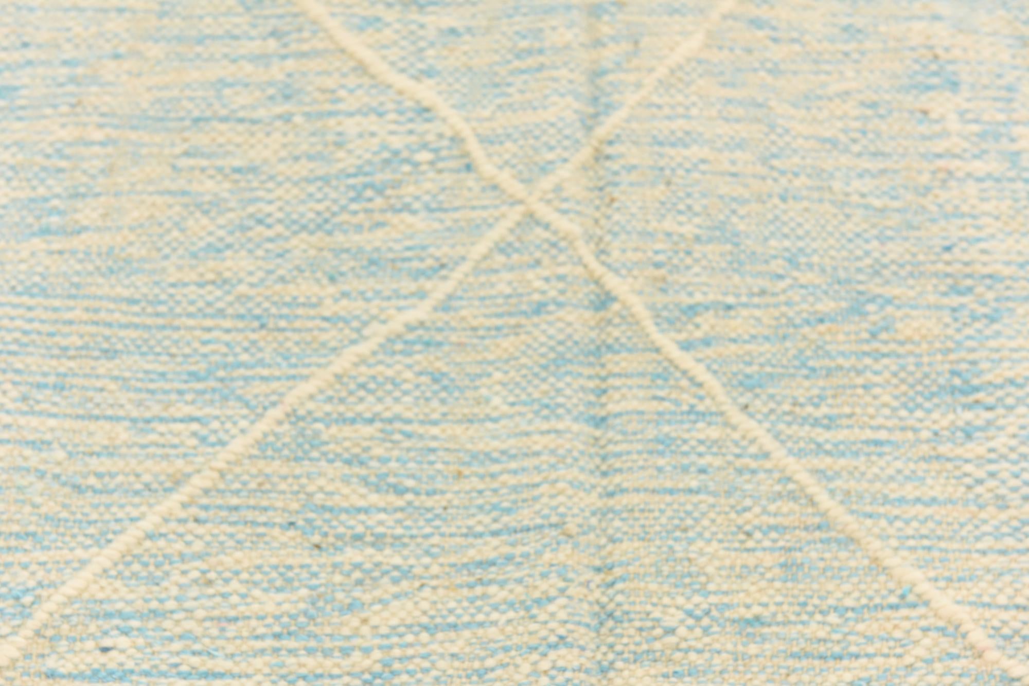 4' 9 x 7' 4 Hand Knotted Moroccan Wool Rug