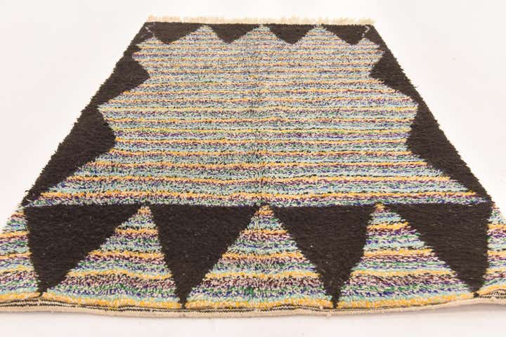 5' 5 x 8' 4 Hand Knotted Moroccan Wool Rug
