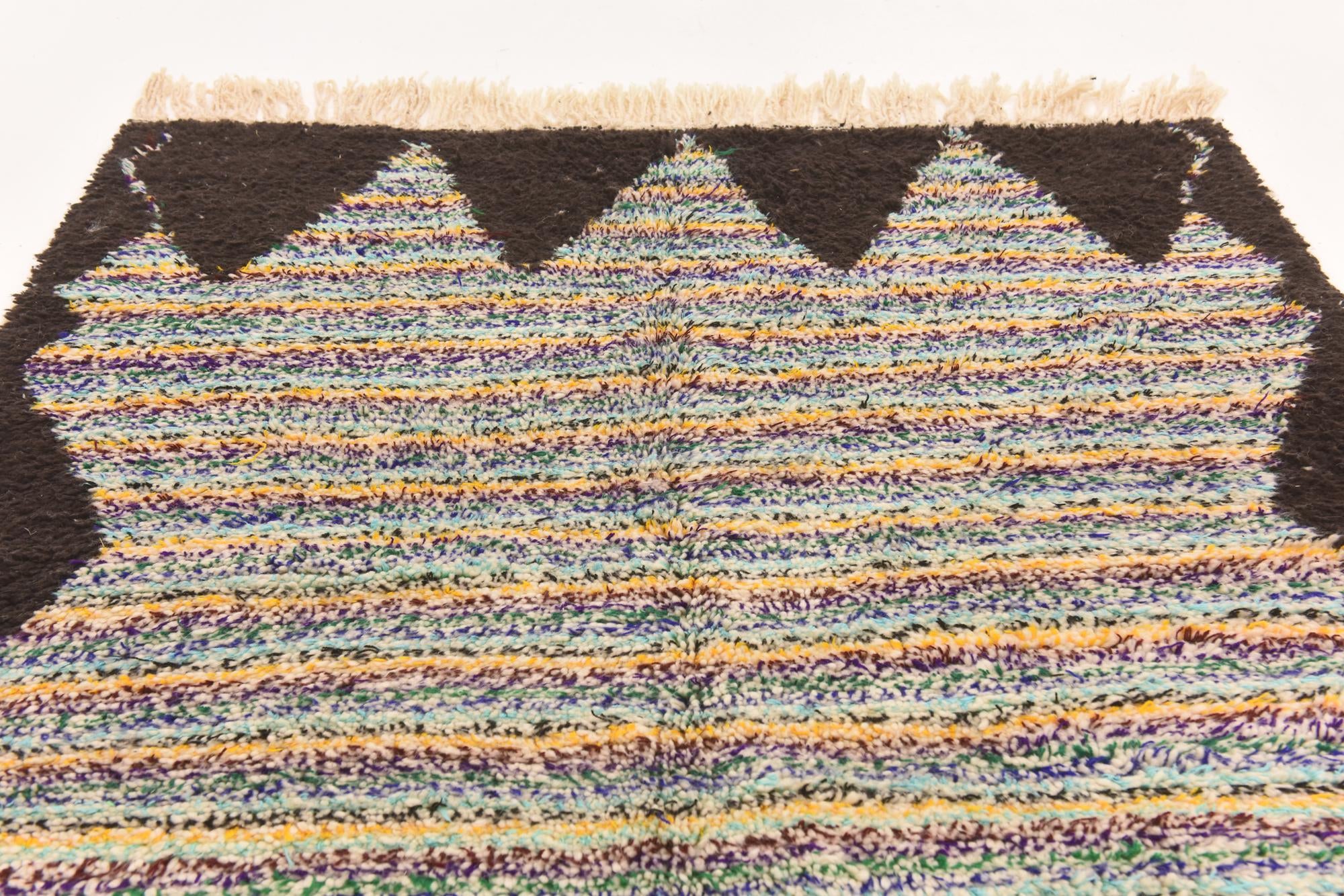 5' 5 x 8' 4 Hand Knotted Moroccan Wool Rug