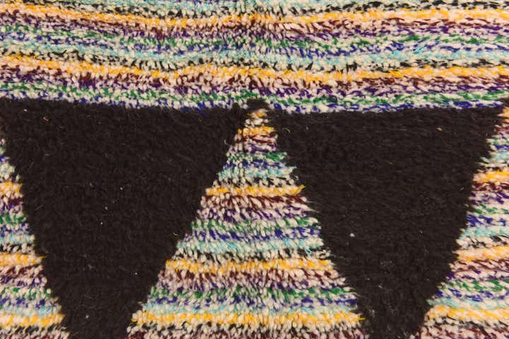5' 5 x 8' 4 Hand Knotted Moroccan Wool Rug