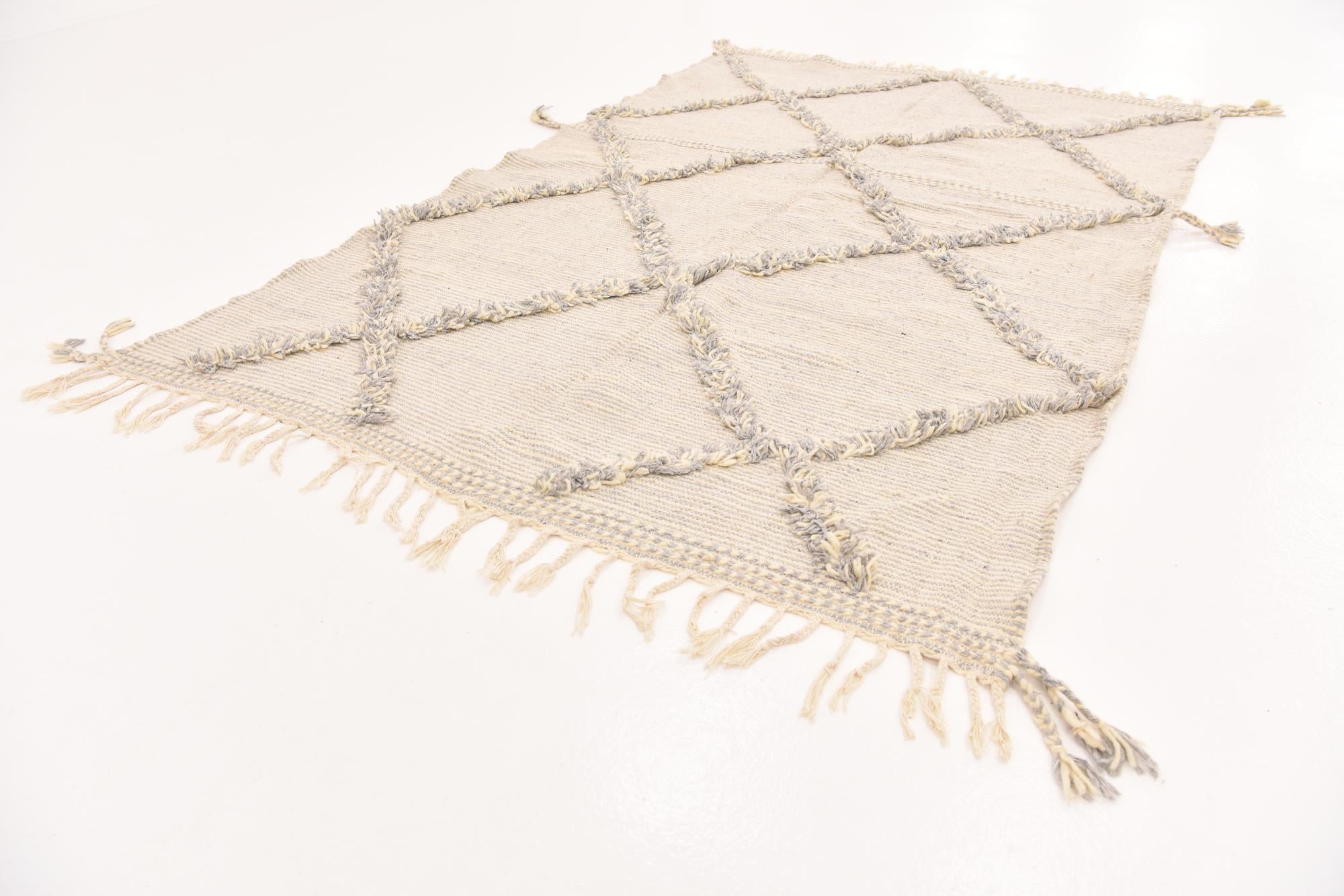 5' 3 x 8' 4 Hand Knotted Moroccan Wool Rug