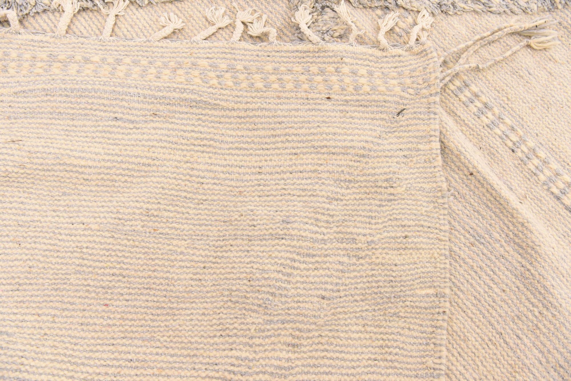 5' 6 x 9' 1 Hand Knotted Moroccan Wool Rug