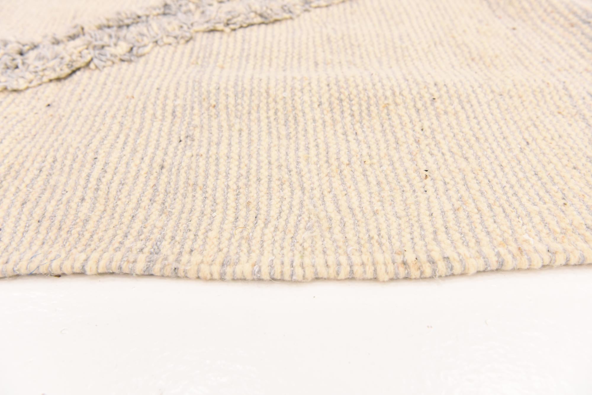 5' 6 x 9' 1 Hand Knotted Moroccan Wool Rug