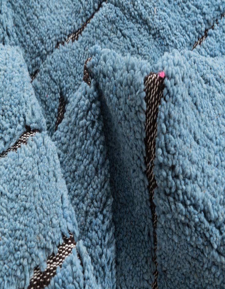 Detail image of 5' 6 x 7' 7  Hand Knotted Moroccan Wool Rug