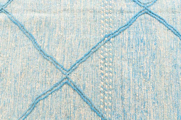 5' 2 x 8' 7 Hand Knotted Moroccan Wool Rug
