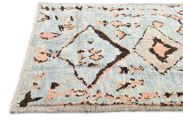 5' 4 x 7' 6 Hand Knotted Moroccan Wool Rug