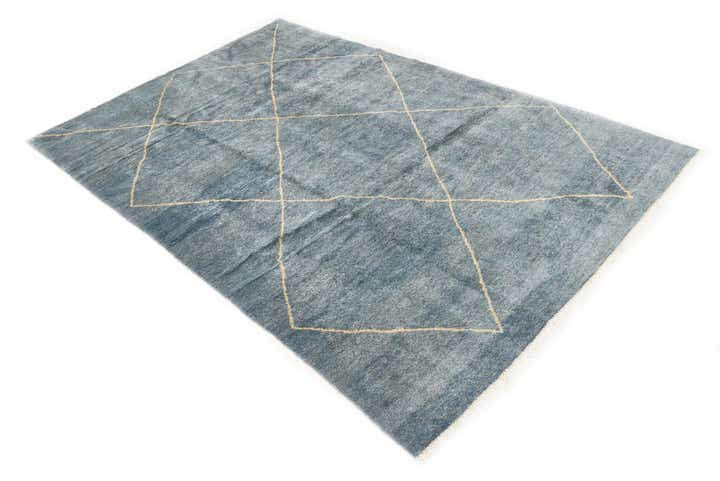 5' 7 x 8' 4 Hand Knotted Moroccan Wool Rug